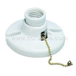 porcelain lamp holder with pull chain